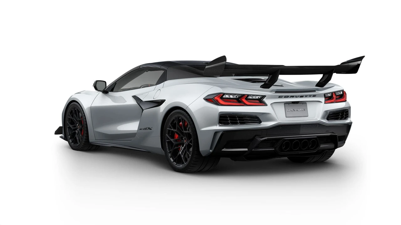 2026 Chevrolet Corvette C8 ZR1 - Image 27 of 31