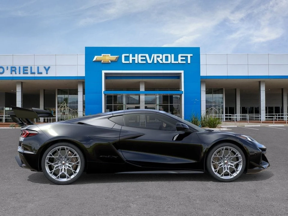 2026 Chevrolet Corvette - Image 5 of 31