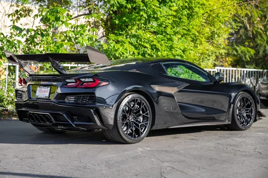 2026 Chevrolet Corvette C8 ZR1 - Image 2 of 8