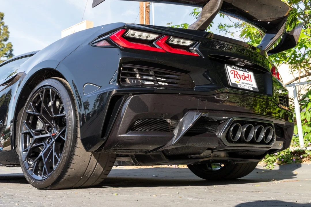 2026 Chevrolet Corvette C8 ZR1 - Image 7 of 8
