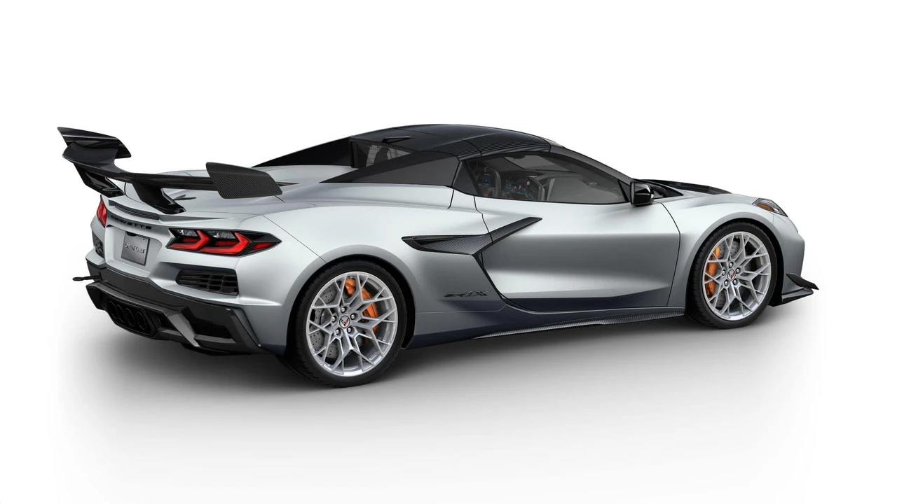 2026 Chevrolet Corvette C8 ZR1 - Image 6 of 13