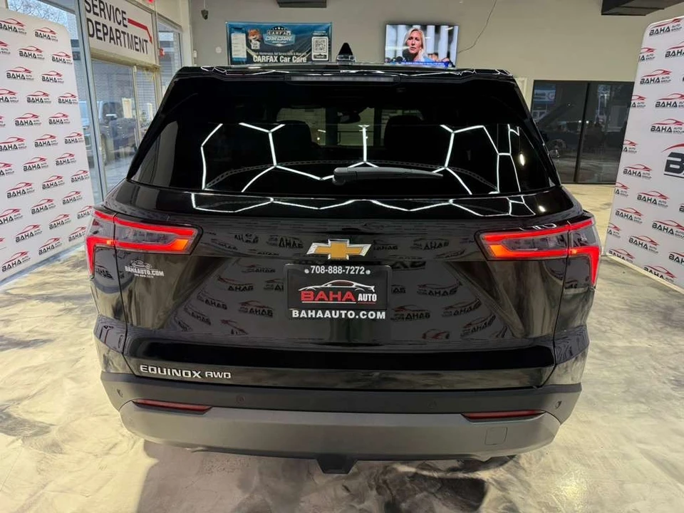 2026 Chevrolet Equinox - Image 9 of 21