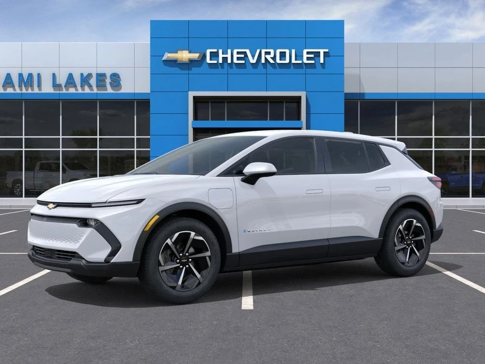 2026 Chevrolet Equinox - Image 2 of 21