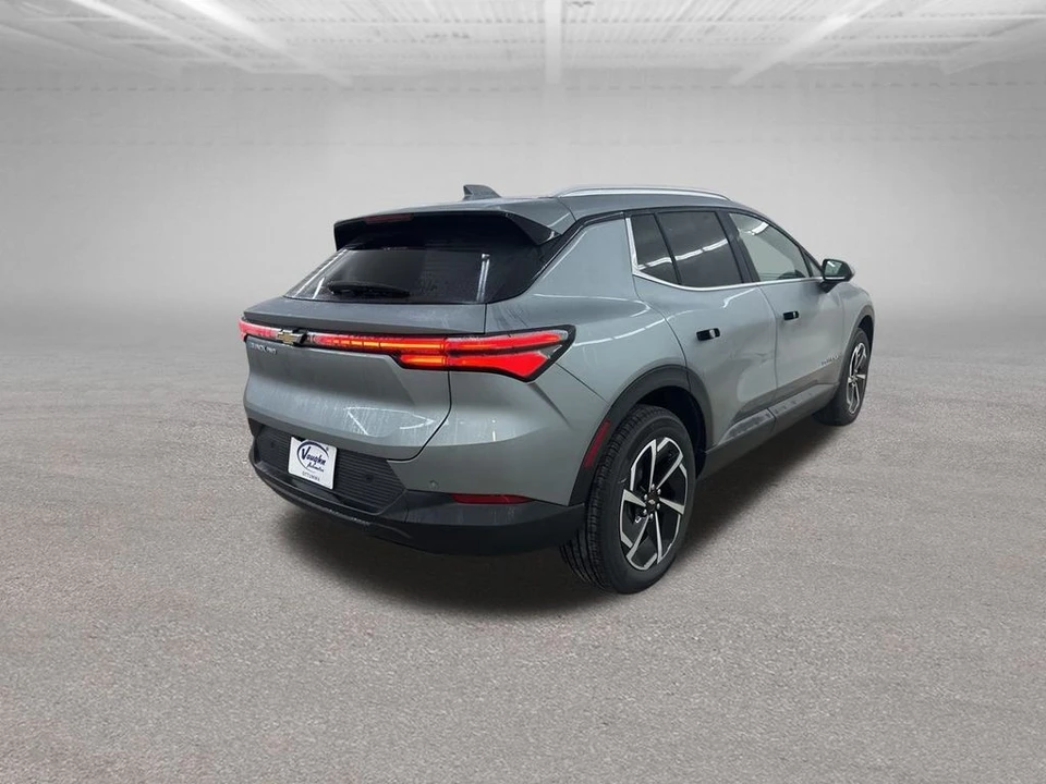 2026 Chevrolet Equinox - Image 9 of 12