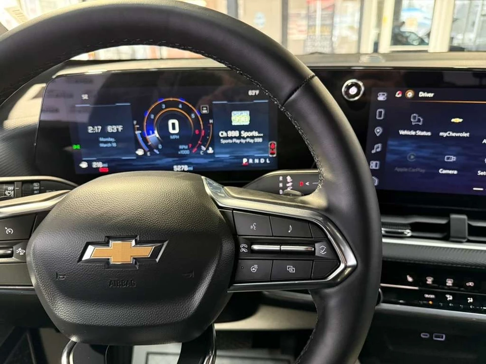2026 Chevrolet Equinox - Image 12 of 21