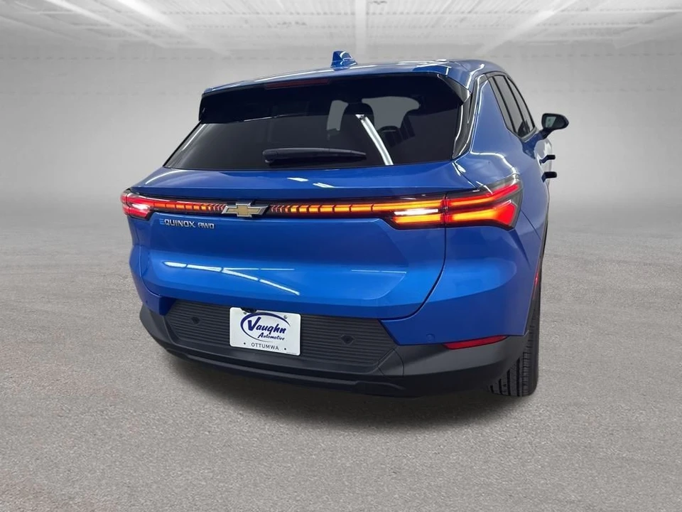 2026 Chevrolet Equinox - Image 10 of 12