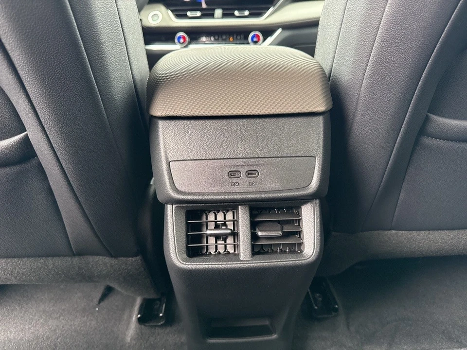 2026 Chevrolet Equinox - Image 12 of 21