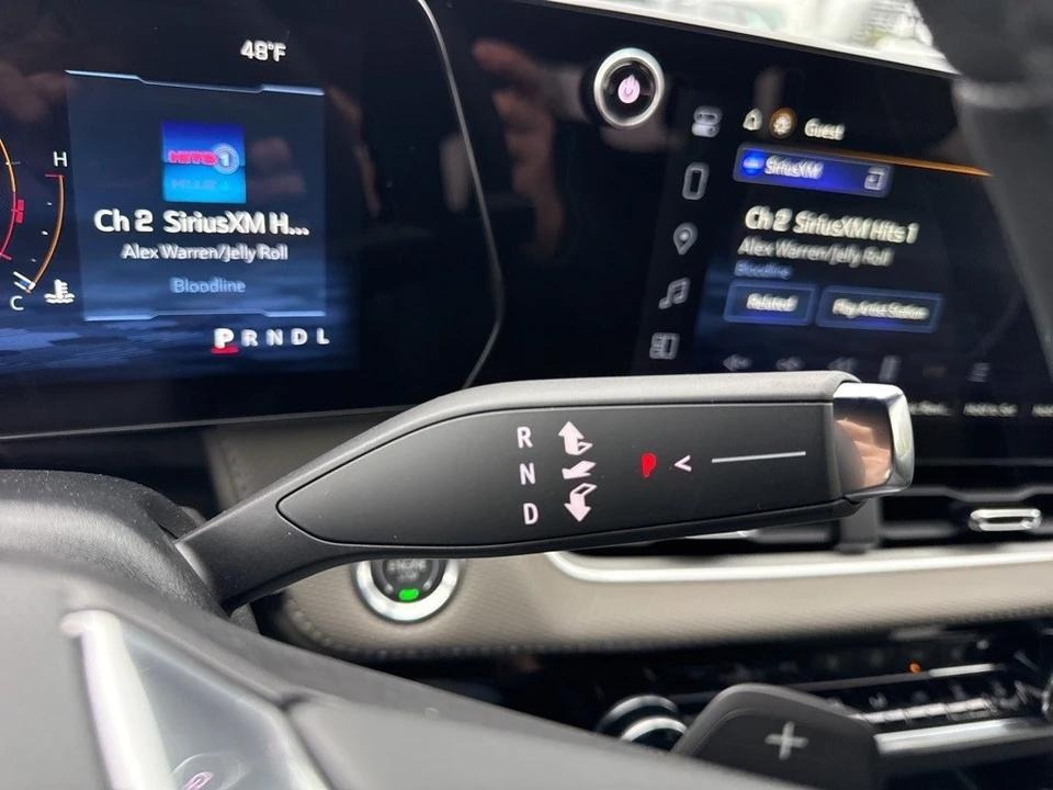 2026 Chevrolet Equinox - Image 17 of 21