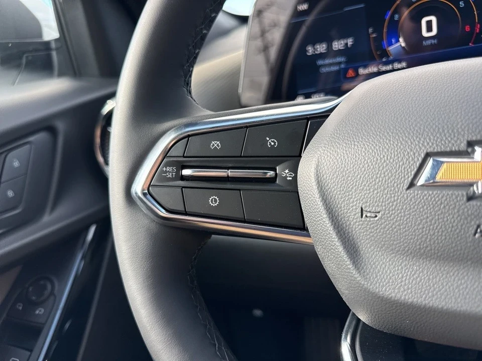 2026 Chevrolet Equinox - Image 15 of 21