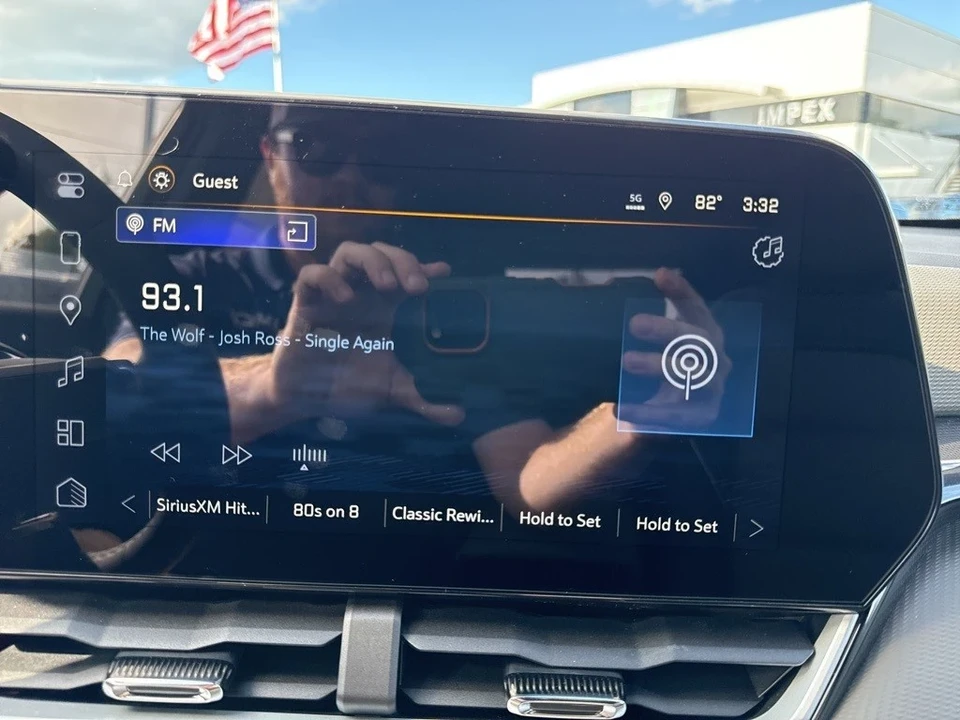 2026 Chevrolet Equinox - Image 18 of 21
