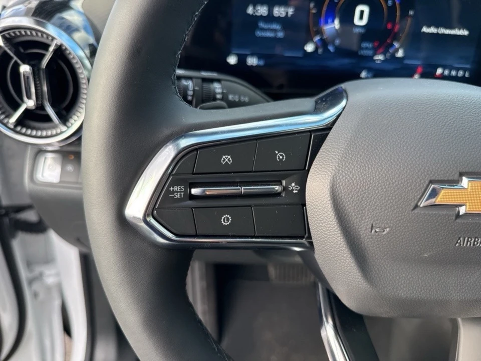 2026 Chevrolet Equinox - Image 16 of 21