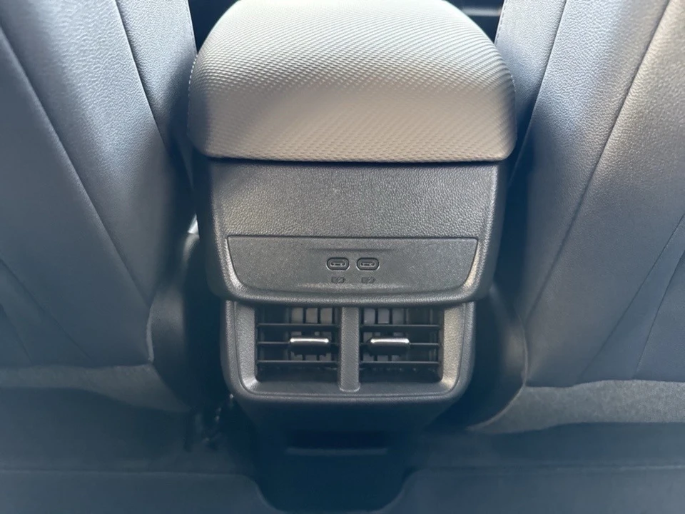 2026 Chevrolet Equinox - Image 13 of 21