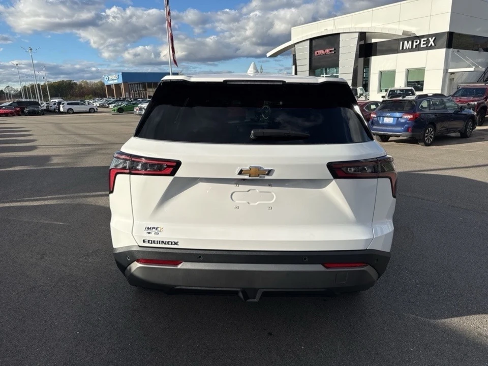 2026 Chevrolet Equinox - Image 4 of 21