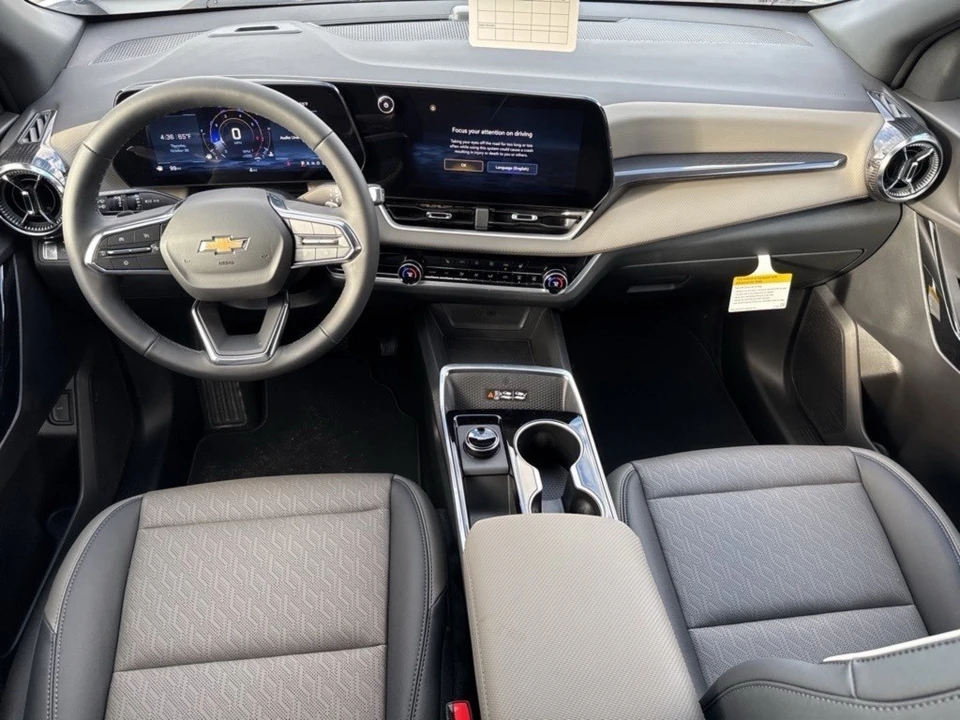 2026 Chevrolet Equinox - Image 14 of 21