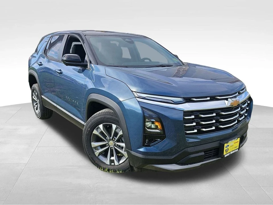 2026 Chevrolet Equinox - Image 10 of 21