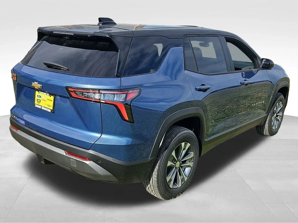 2026 Chevrolet Equinox - Image 13 of 21