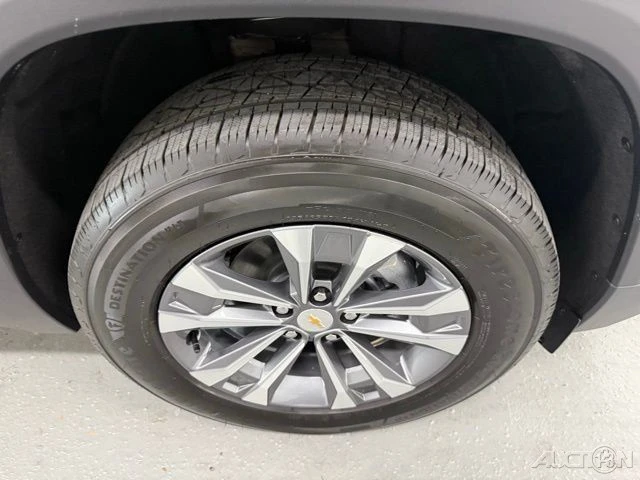 2026 Chevrolet Equinox - Image 4 of 12