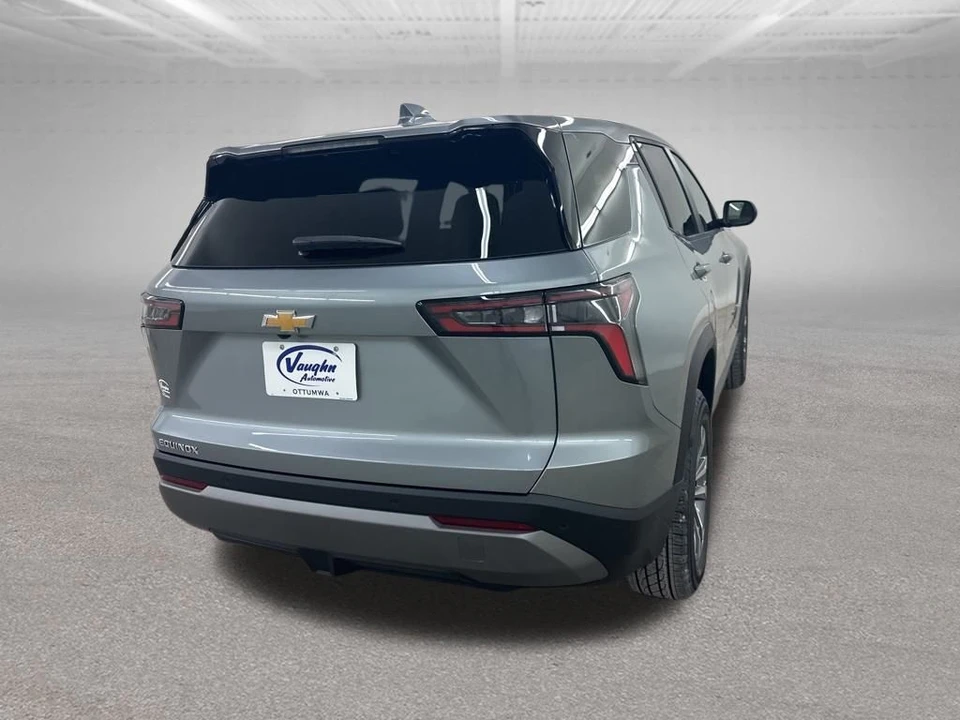 2026 Chevrolet Equinox - Image 10 of 12