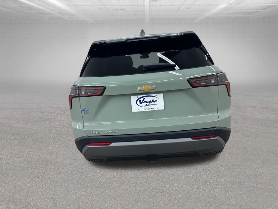 2026 Chevrolet Equinox - Image 9 of 12
