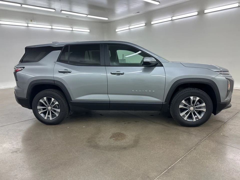 2026 Chevrolet Equinox - Image 12 of 12