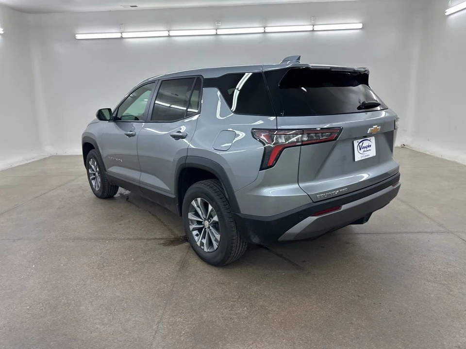 2026 Chevrolet Equinox - Image 7 of 12