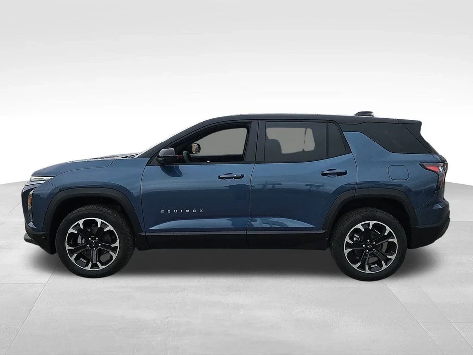 2026 Chevrolet Equinox - Image 16 of 21
