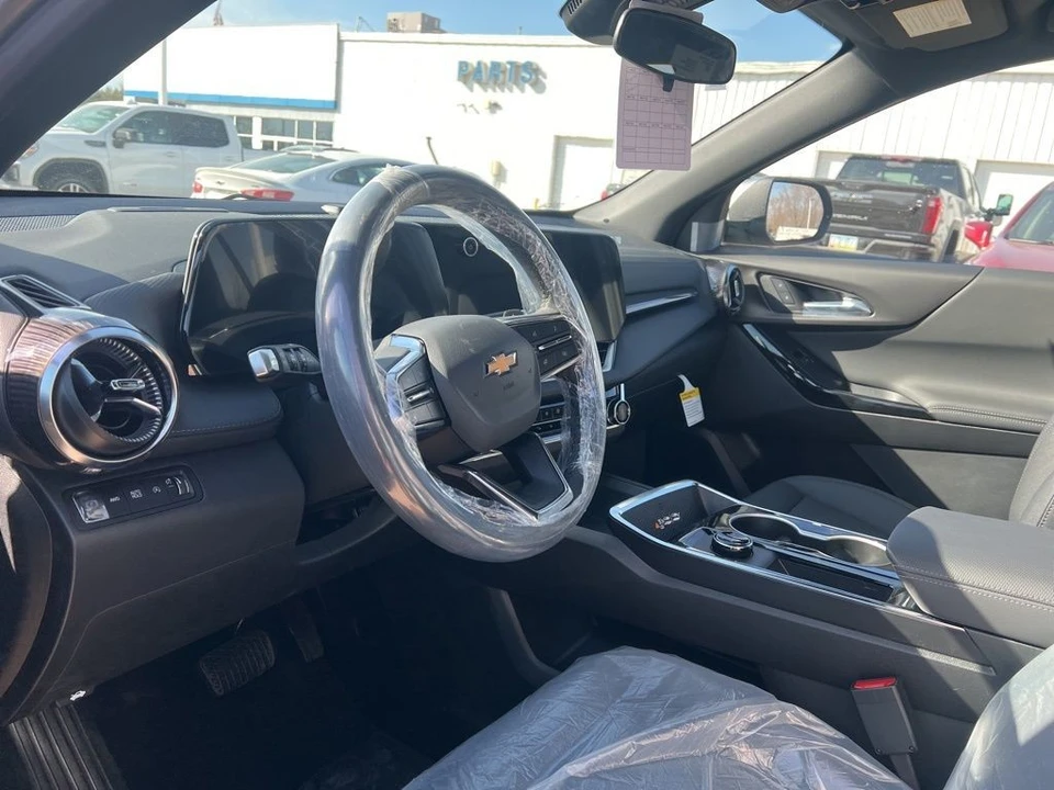 2026 Chevrolet Equinox - Image 6 of 11