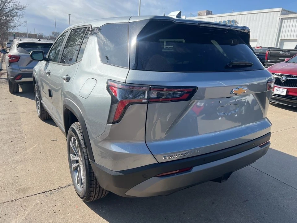2026 Chevrolet Equinox - Image 4 of 11