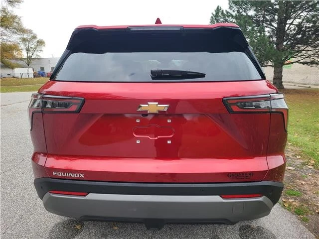 2026 Chevrolet Equinox - Image 4 of 12