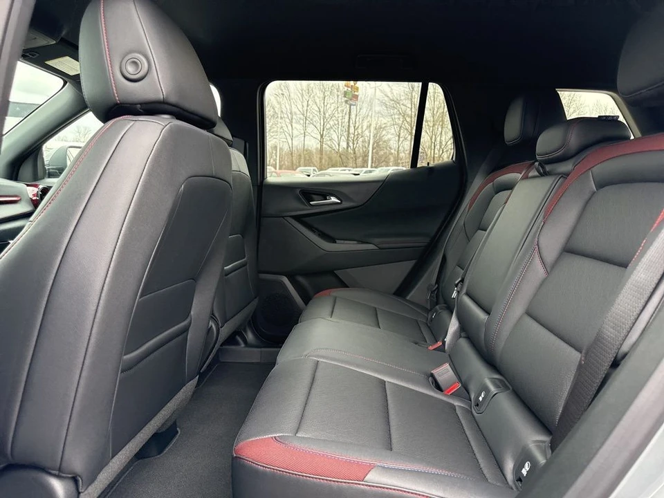 2026 Chevrolet Equinox - Image 11 of 12