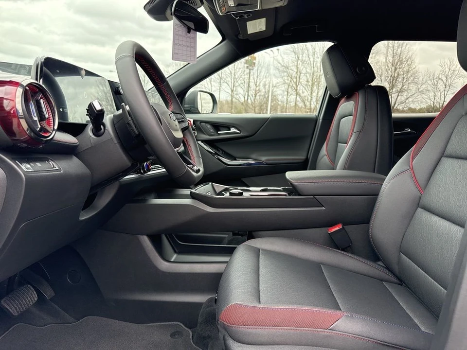 2026 Chevrolet Equinox - Image 9 of 12