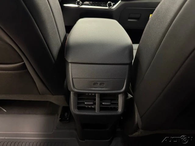 2026 Chevrolet Equinox - Image 13 of 18