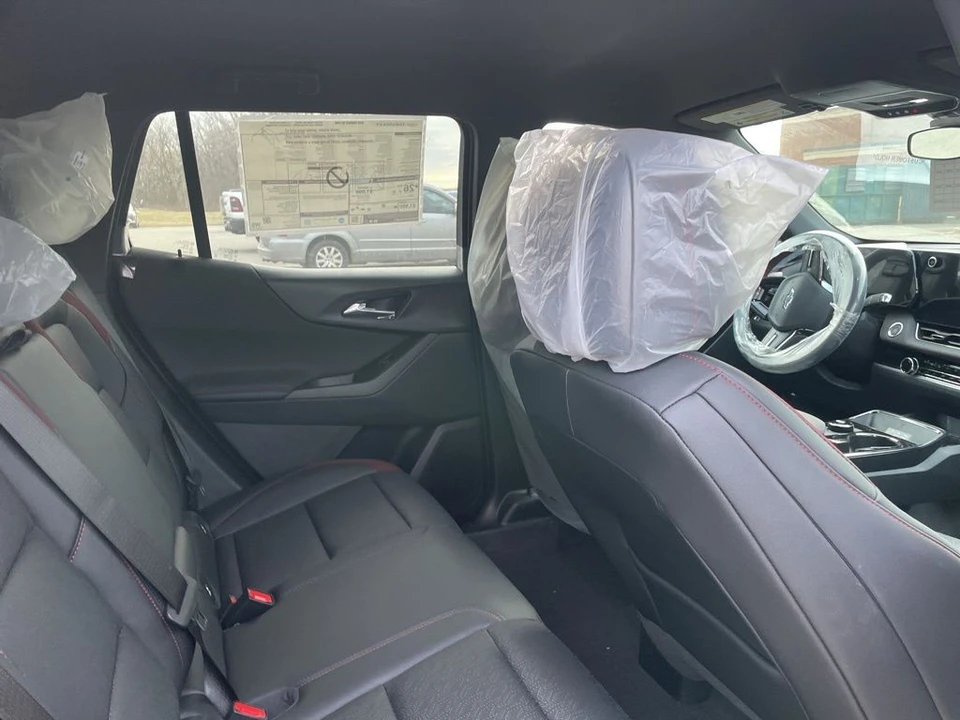 2026 Chevrolet Equinox - Image 8 of 11