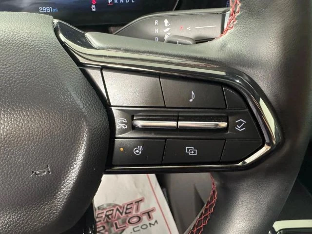 2026 Chevrolet Equinox - Image 16 of 21