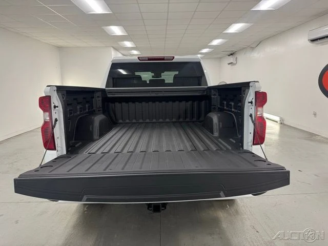2026 Chevrolet Silverado 4th Gen - Image 7 of 16