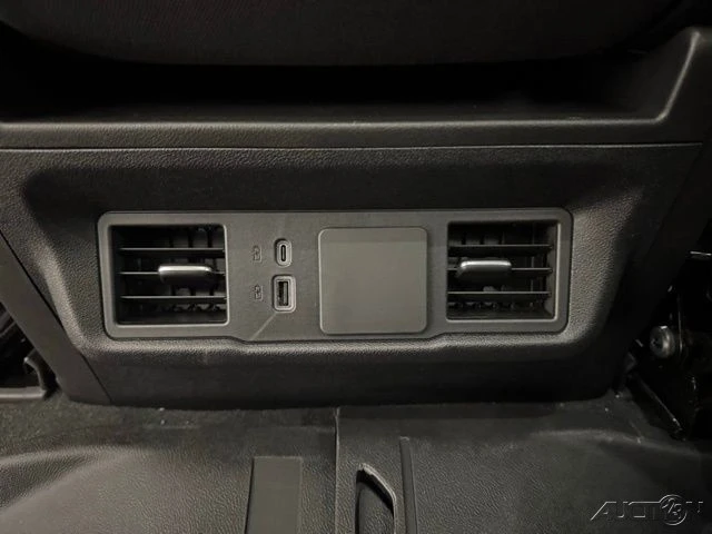 2026 Chevrolet Silverado 4th Gen - Image 11 of 16