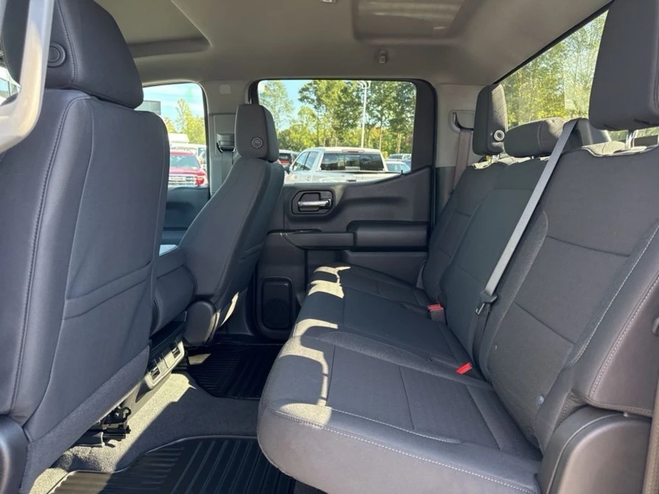 2026 Chevrolet Silverado 4th Gen - Image 11 of 12