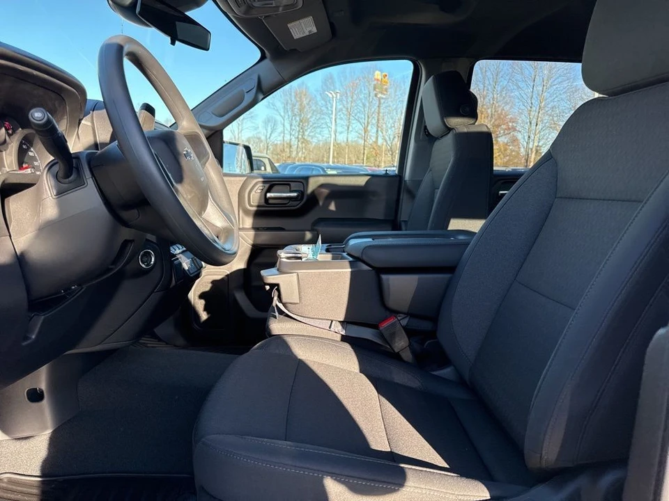 2026 Chevrolet Silverado 4th Gen - Image 9 of 12