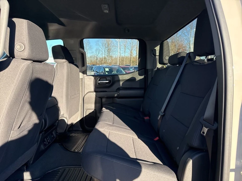 2026 Chevrolet Silverado 4th Gen - Image 11 of 12