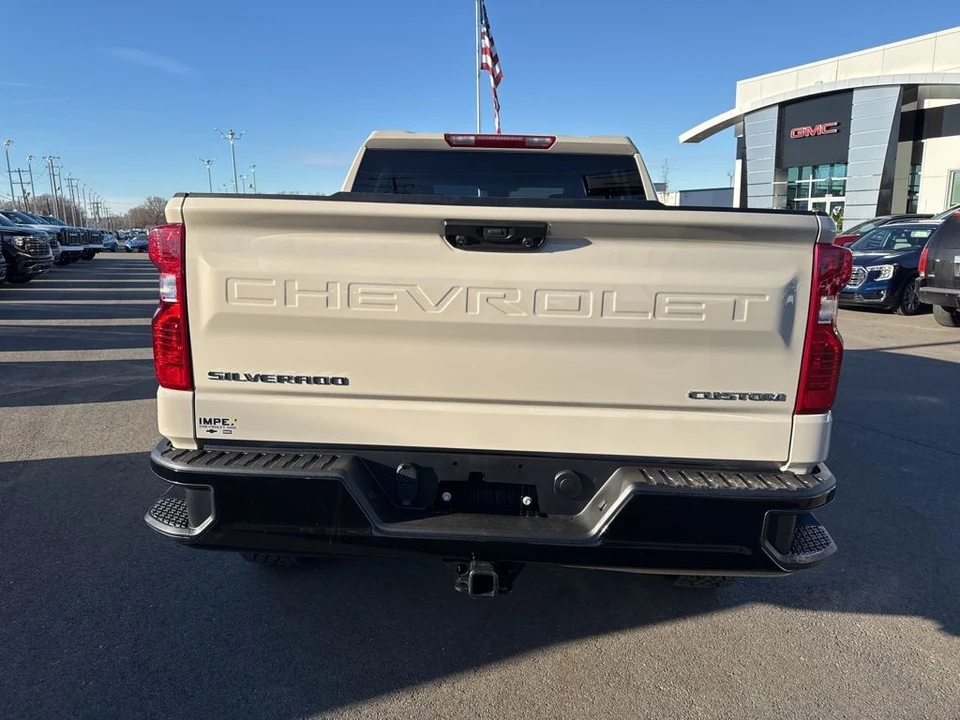2026 Chevrolet Silverado 4th Gen - Image 4 of 12
