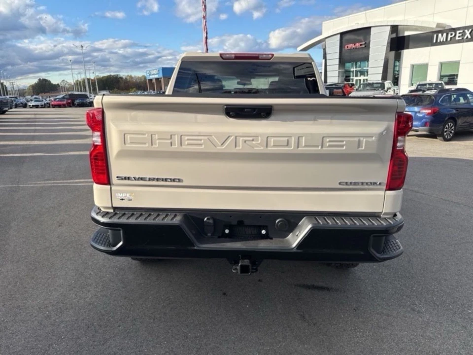 2026 Chevrolet Silverado 4th Gen - Image 4 of 12