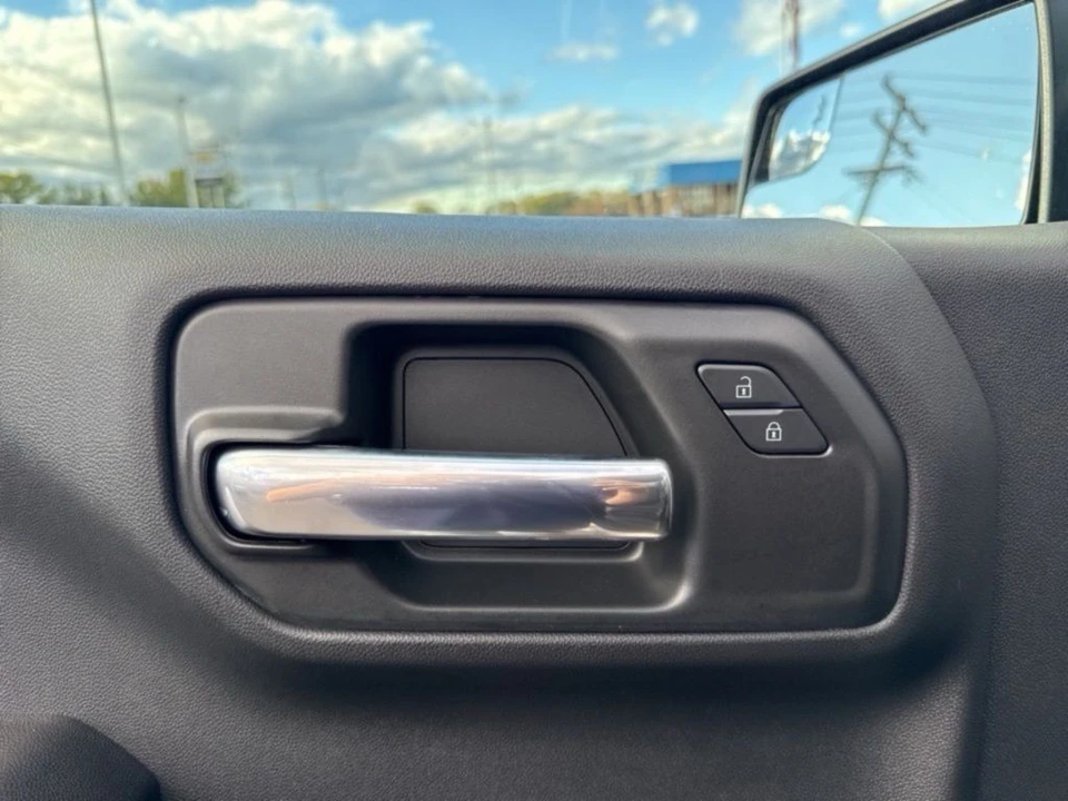 2026 Chevrolet Silverado 4th Gen - Image 11 of 12