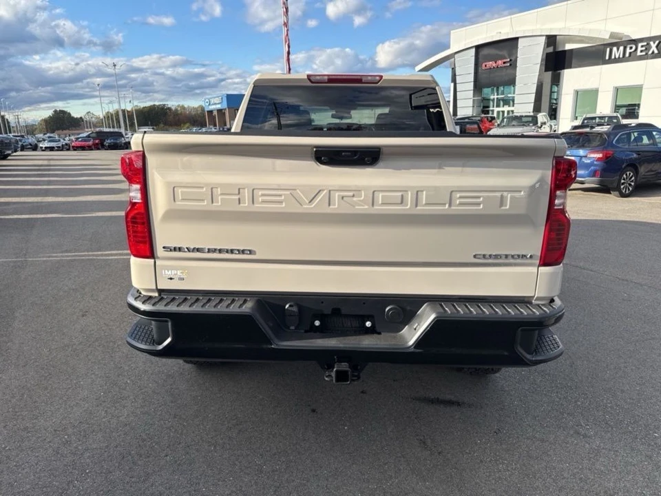 2026 Chevrolet Silverado 4th Gen - Image 4 of 12