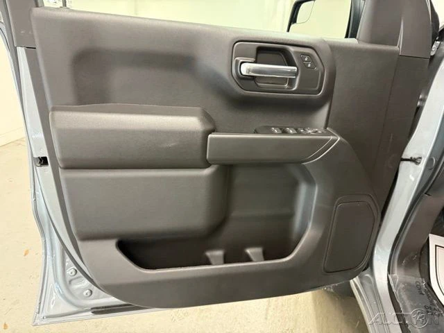 2026 Chevrolet Silverado 4th Gen - Image 13 of 21