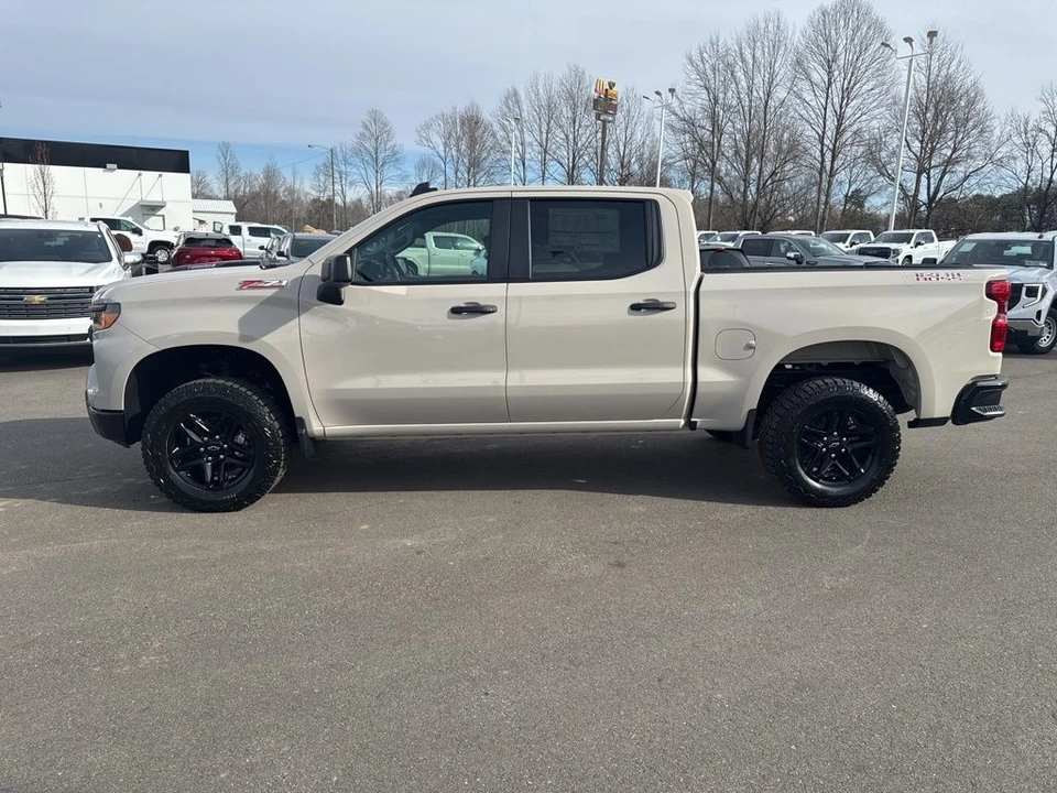 2026 Chevrolet Silverado 4th Gen - Image 2 of 12