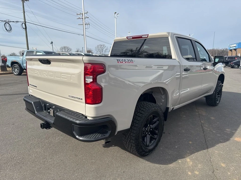 2026 Chevrolet Silverado 4th Gen - Image 5 of 12