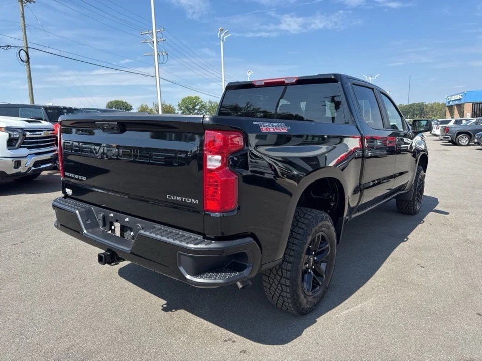 2026 Chevrolet Silverado 4th Gen - Image 5 of 12