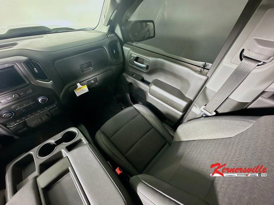 2026 Chevrolet Silverado 4th Gen - Image 11 of 24