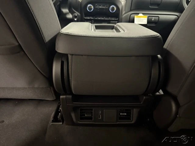 2026 Chevrolet Silverado 4th Gen - Image 16 of 21