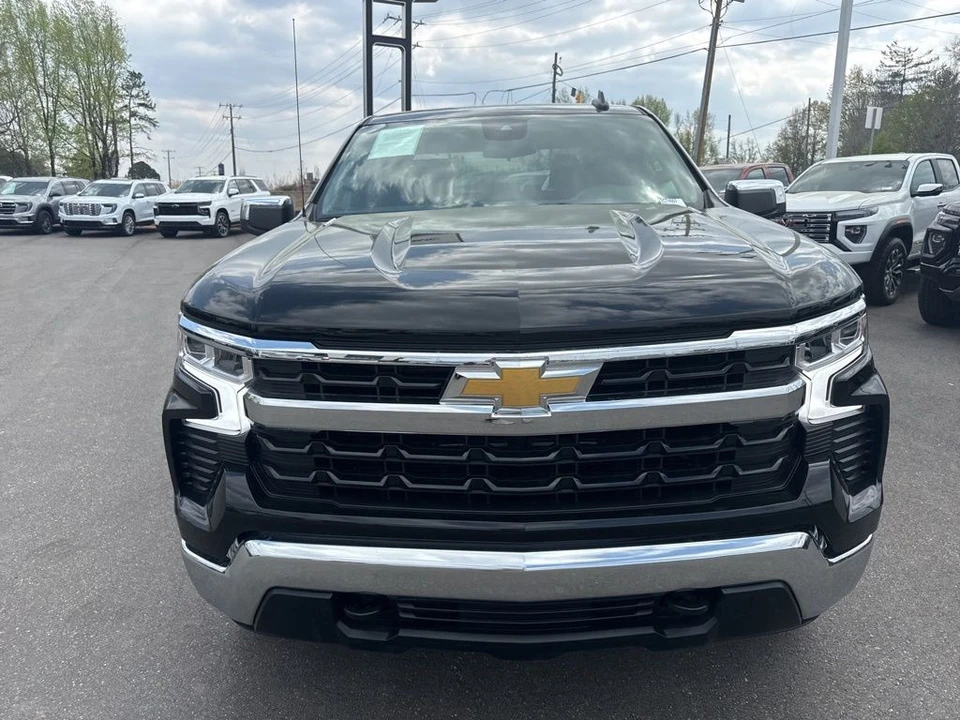 2026 Chevrolet Silverado 4th Gen - Image 8 of 21